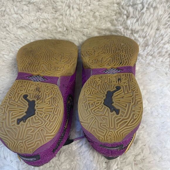 Nike LeBron 20 GS 'Young Heirs' FD0207-500 vivid purple kids sneakers SZ5Y - Picture 11 of 13